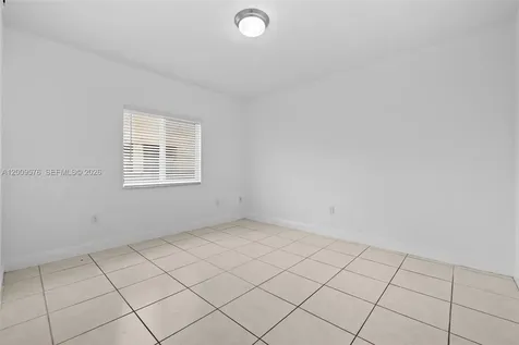 2461 W 78th Street Hialeah FL 33016
