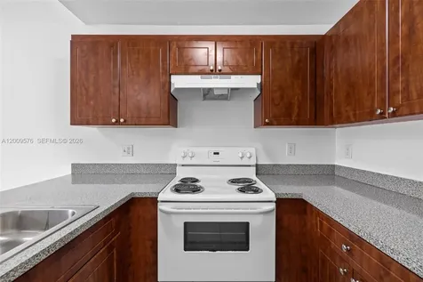 2461 W 78th Street Hialeah FL 33016
