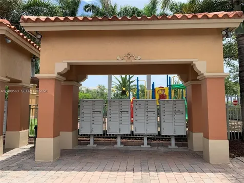 4944 Windward Way Dania Beach FL 33312