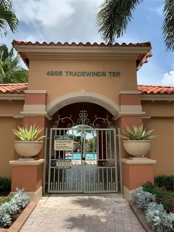 4944 Windward Way Dania Beach FL 33312