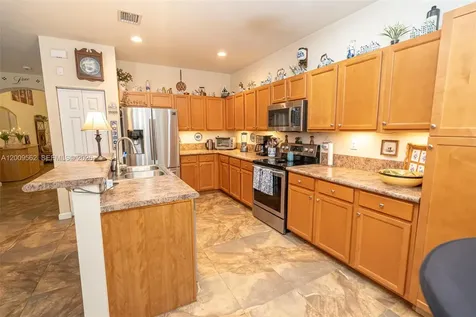 2604 NE 1st Street Homestead FL 33033