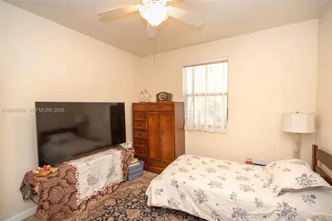2604 NE 1st Street Homestead FL 33033