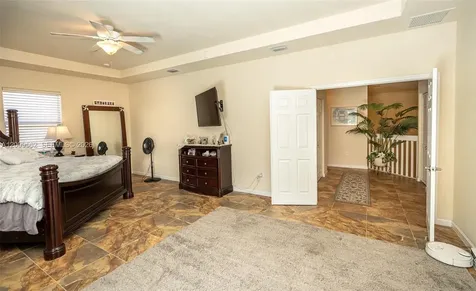 2604 NE 1st Street Homestead FL 33033