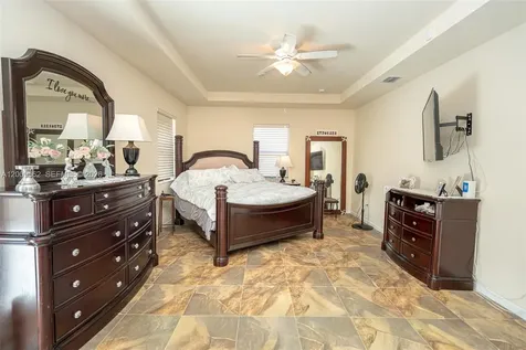 2604 NE 1st Street Homestead FL 33033