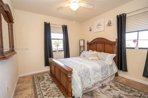 2604 NE 1st Street Homestead FL 33033