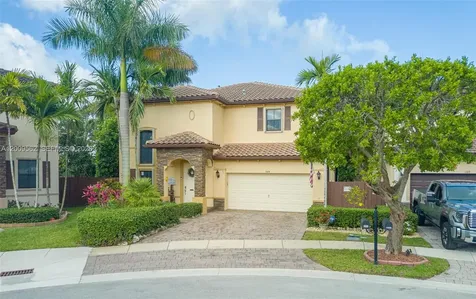 2604 NE 1st Street Homestead FL 33033