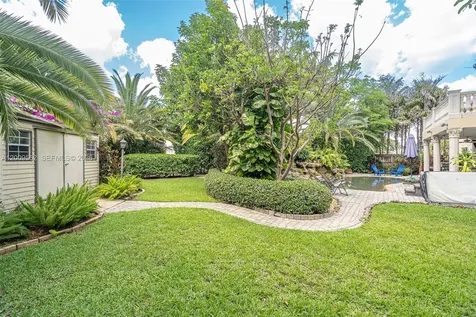 2604 NE 1st Street Homestead FL 33033