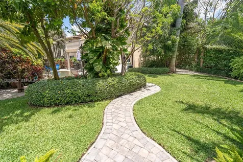 2604 NE 1st Street Homestead FL 33033
