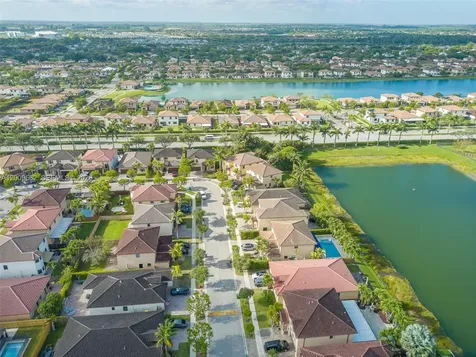 2604 NE 1st Street Homestead FL 33033
