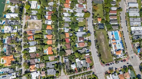 1756 71st Street Miami Beach FL 33141