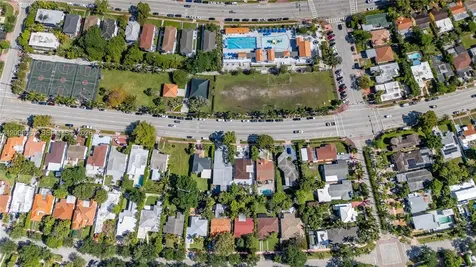 1756 71st Street Miami Beach FL 33141
