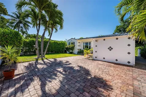 1756 71st Street Miami Beach FL 33141