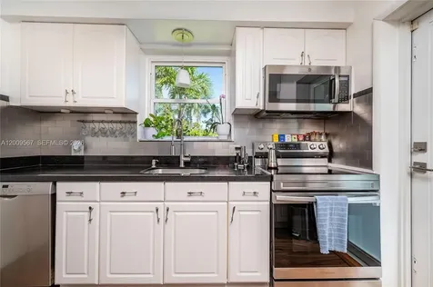 1756 71st Street Miami Beach FL 33141