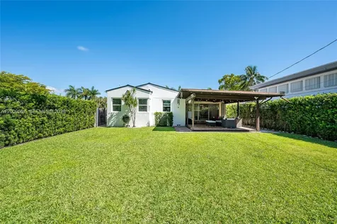 1756 71st Street Miami Beach FL 33141