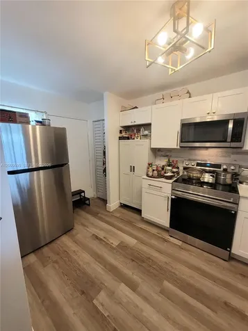 1780 NE 191st Street Miami FL 33179