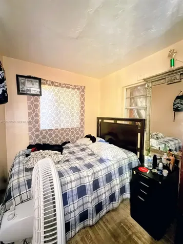 14615 NE 14th Avenue Miami FL 33161