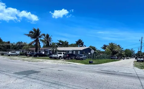 14615 NE 14th Avenue Miami FL 33161