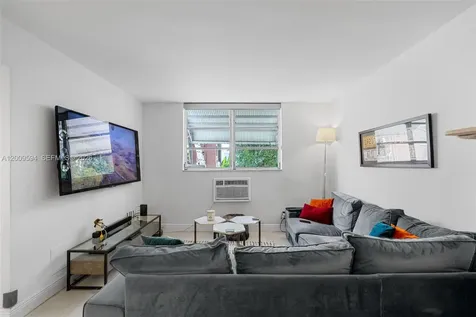 915 Jefferson Avenue Miami Beach FL 33139