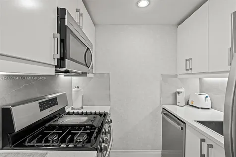 915 Jefferson Avenue Miami Beach FL 33139