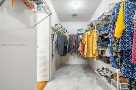 1001 SW 100th Terrace Pembroke Pines FL 33025