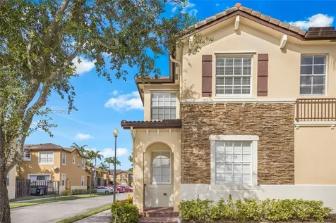 9239 SW 227th Street Cutler Bay FL 33190