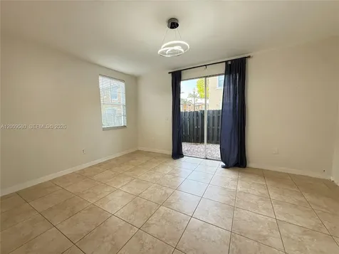 9239 SW 227th Street Cutler Bay FL 33190