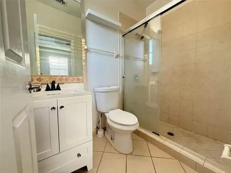 9239 SW 227th Street Cutler Bay FL 33190