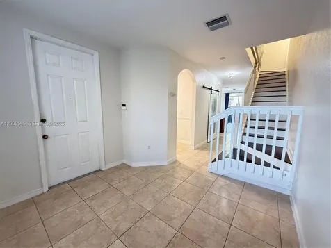 9239 SW 227th Street Cutler Bay FL 33190