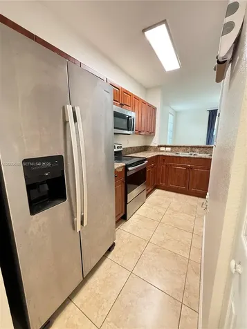 9239 SW 227th Street Cutler Bay FL 33190