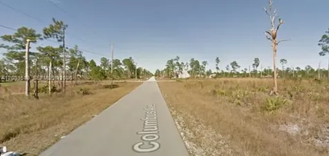 918 Columbus Avenue Lehigh Acres FL 33972