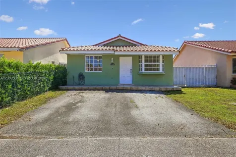 11649 NW 91st Avenue Hialeah Gardens FL 33018