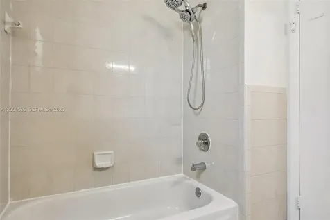 11649 NW 91st Avenue Hialeah Gardens FL 33018