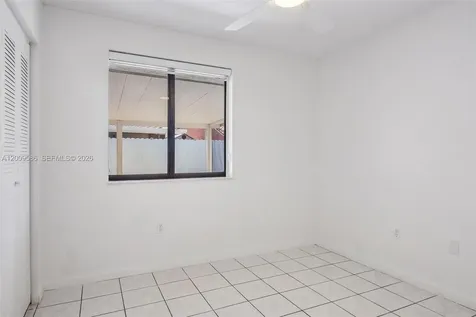 11649 NW 91st Avenue Hialeah Gardens FL 33018