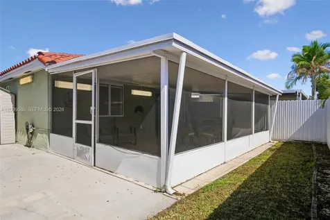 11649 NW 91st Avenue Hialeah Gardens FL 33018
