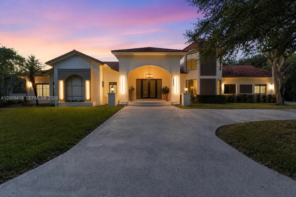 18326 SW 83rd Place Palmetto Bay FL 33157