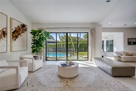 18326 SW 83rd Place Palmetto Bay FL 33157