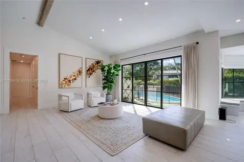 18326 SW 83rd Place Palmetto Bay FL 33157