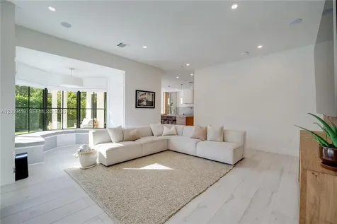 18326 SW 83rd Place Palmetto Bay FL 33157