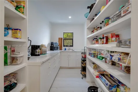 18326 SW 83rd Place Palmetto Bay FL 33157