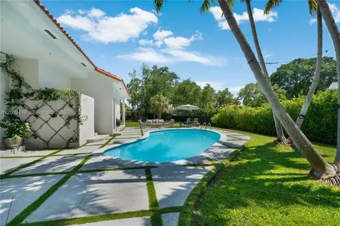 18326 SW 83rd Place Palmetto Bay FL 33157