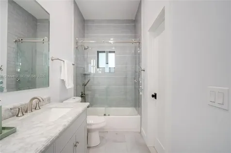 18326 SW 83rd Place Palmetto Bay FL 33157