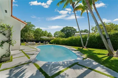 18326 SW 83rd Place Palmetto Bay FL 33157