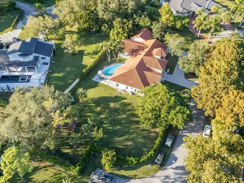 18326 SW 83rd Place Palmetto Bay FL 33157