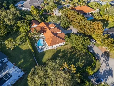 18326 SW 83rd Place Palmetto Bay FL 33157
