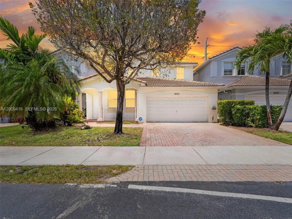 8721 SW 2nd Terrace Miami FL 33174