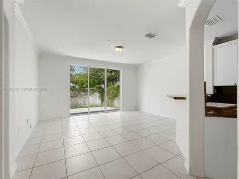 8721 SW 2nd Terrace Miami FL 33174