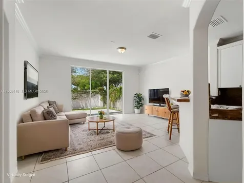 8721 SW 2nd Terrace Miami FL 33174