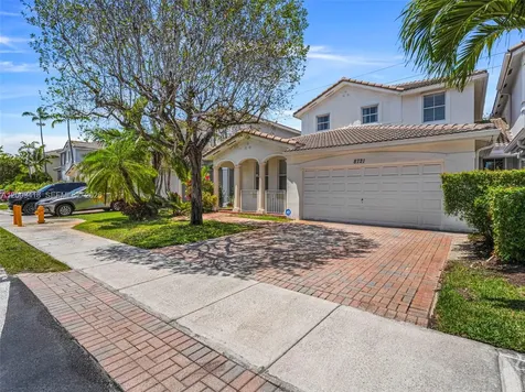 8721 SW 2nd Terrace Miami FL 33174