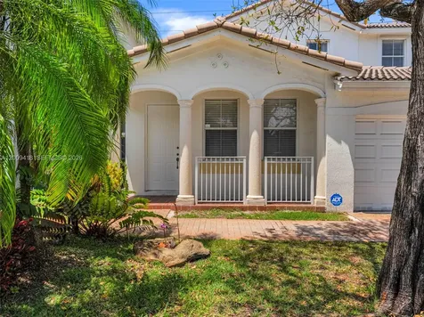 8721 SW 2nd Terrace Miami FL 33174