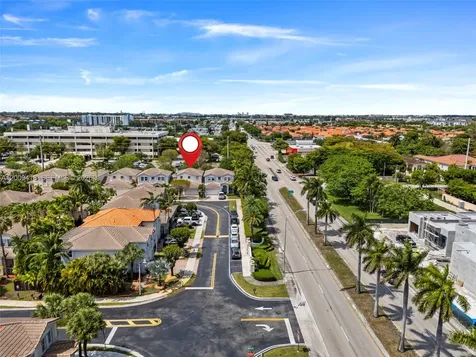 8721 SW 2nd Terrace Miami FL 33174